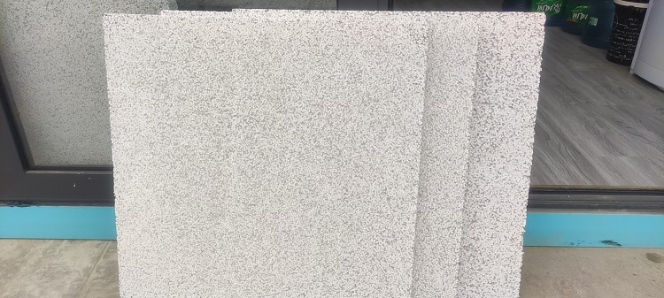 \